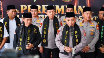 Kapolri Listyo Sigit Prabowo meresmikan Balai Silat PTBI di Banten dan meminta fasilitas tersebut terbuka bagi seluruh perguruan silat serta masyarakat.