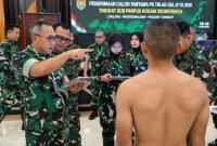 Sebanyak 435 Calon Siswa (Casis) Tamtama mengikuti Sidang Pemilihan Tingkat Sub Panpus atau Pantukhir penerimaan Calon Tamtama Prajurit Karier (Cata PK) TNI Angkatan Darat Gelombang III Tahun Anggaran 2026, Senin (21/9/2026).