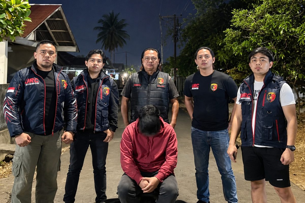 Tim Unit Reaksi Cepat (URC) Resmob Satreskrim Polres Minahasa mengamankan lima orang yang diduga berkaitan dengan perkara pengancaman dan pengrusakan.