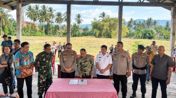 Konflik antarkelompok masyarakat Desa Tonom dan Desa Ibolian, Kecamatan Dumoga Tengah, Kabupaten Bolaang Mongondow (Bolmong), berakhir dengan kesepakatan damai.
