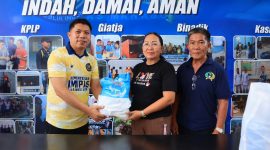 Lembaga Pemasyarakatan (Lapas) Kelas IIA Manado menyalurkan bantuan sosial kepada keluarga Warga Binaan Pemasyarakatan (WBP) sebagai bentuk kepedulian terhadap kondisi keluarga yang terdampak secara ekonomi.