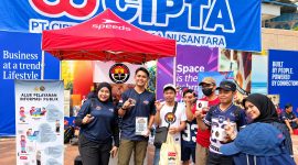 Divisi Humas Polri menggelar sosialisasi hak masyarakat untuk memperoleh informasi publik di kawasan Car Free Day (CFD) Jalan Sudirman, Jakarta Selatan, Minggu (27/9/2026) pagi.