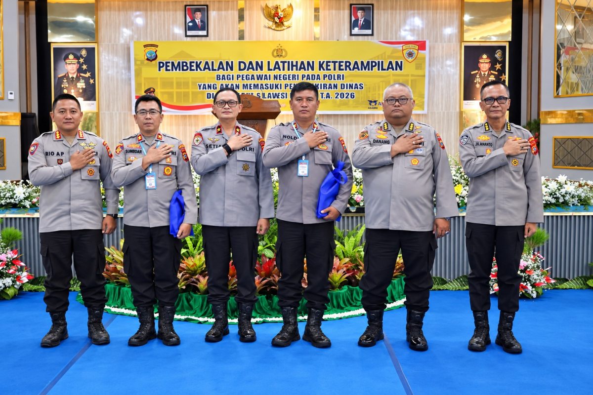 Polda Sulawesi Utara memberikan pembekalan dan pelatihan keterampilan kepada Pegawai Negeri pada Polri (PNPP) yang akan memasuki masa pengakhiran dinas.