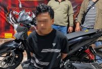 Tim Opsnal Polsek Malalayang Polresta Manado mengamankan seorang pria berinisial FRNP yang diduga terlibat dalam pencurian sepeda motor milik warga.