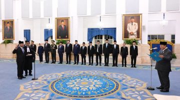 Presiden Prabowo Subianto melantik Suahasil Nazara sebagai Menteri Keuangan Kabinet Merah Putih di Istana Negara, Jakarta, pada Senin, 14 September 2026. Foto: BPMI Setpres/Muchlis Jr