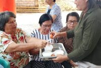 Pemdes Tonday satu mengelar Posyandu pada 12/10/2026, dan itu disambut sangat antusias oleh warga desa.

Pada kesempatan itu, pemberian makanan tambahan