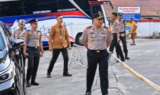 Polri Bersama Masyarakat: Kapolda Sulut, Wakapolda dan PJU Turun ke Jalan Atur Lalin
