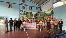 Bidang Humas Polda Sulawesi Utara menyalurkan bantuan sembako kepada anak-anak di Panti Asuhan J. Lucas, Senin (19/10/2026), sebagai bentuk kepedulian terhadap masyarakat.