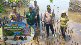 Polres Tomohon bersama Dinas Lingkungan Hidup (DLH) Provinsi Sulawesi Utara serta Pemerintah Kecamatan Tombariri menggelar aksi penghijauan melalui program Green Policing (Polisi Cinta Lingkungan) di Minahada Resort, Desa Mokupa, Kecamatan Tombariri, Kabupaten Minahasa, Jumat (30/10/2026).