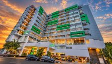 Gedung Whiz Prime Hotel Megamas Manado.(ist)