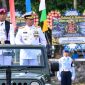 Dankodaeral VIII Laksda TNI Dery Triesananto Suhendi memimpin upacara peringatan HUT ke-81 TNI di Apron Lanudal Manado, Kabupaten Minahasa Utara, Senin (5/10/2026).
