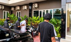 Densus 88 Tangkap 11 Tersangka Terorisme di 6 Provinsi, Ada Temuan Latihan Menembak