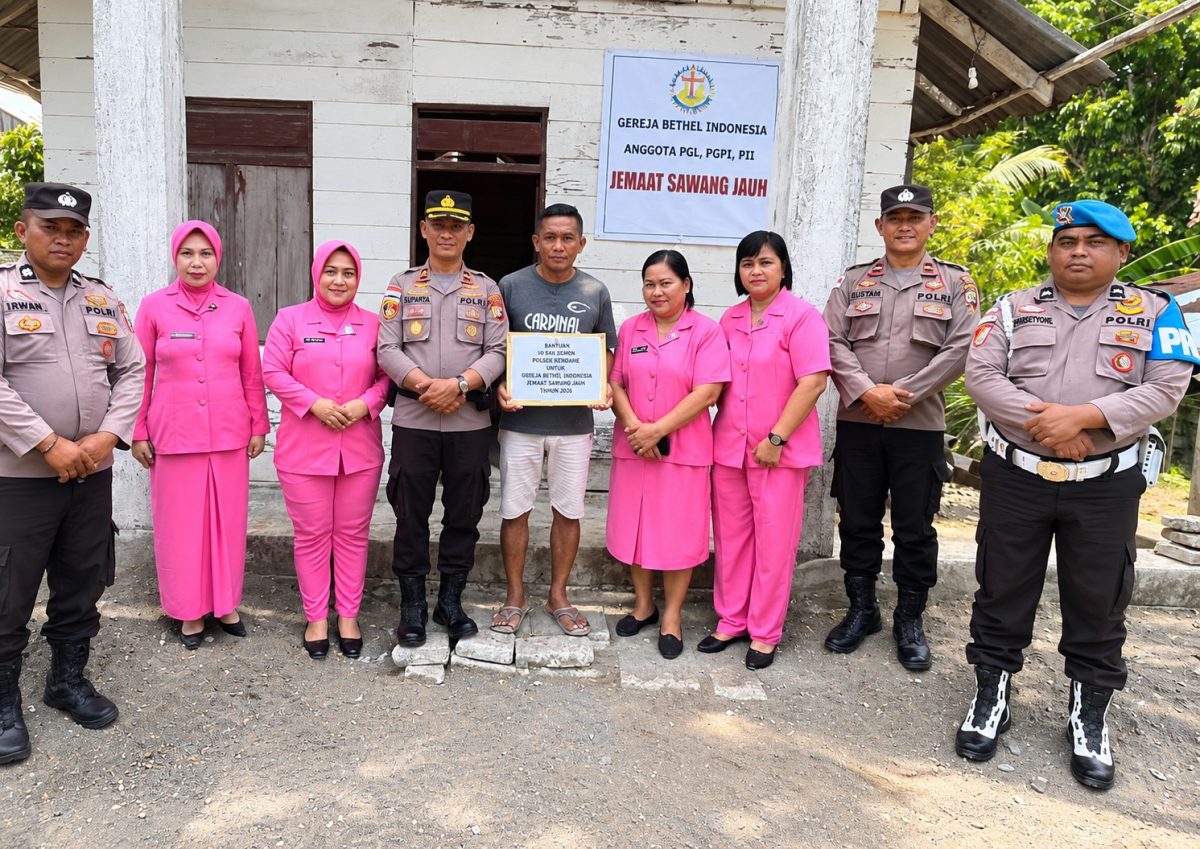 Kepedulian Polri terhadap kehidupan sosial masyarakat kembali diwujudkan jajaran Polsek Kendahe melalui bantuan untuk fasilitas rumah ibadah di Kecamatan Kendahe, Kabupaten Kepulauan Sangihe.