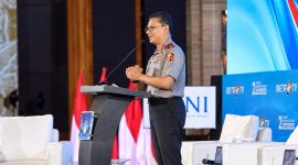 Wakapolri Komjen Pol. Wahyu Hadiningrat 