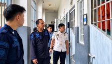 Usai dilantik, Yusril langsung turun meninjau blok hunian Rumah Tahanan Negara (Rutan) Kelas IIB Kotamobagu, Kamis (8/10/2026), sekitar pukul 10.00 WITA.