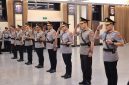 Kapolri Jenderal Polisi Suyudi Ario Seto memimpin upacara serah terima jabatan (sertijab) Inspektur Pengawasan Umum (Irwasum) Polri dan empat Kepala Kepolisian Daerah (Kapolda) di Rupattama Mabes Polri, Jakarta, Jumat (9/10/2026).