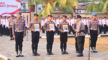 Polda Sulawesi Utara menjatuhkan sanksi Pemberhentian Tidak Dengan Hormat (PTDH) terhadap 22 personel yang dinilai melakukan pelanggaran berat.