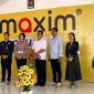 Lebih dari 80 pelajar SMA/SMK di Kota Manado mengikuti kompetisi cerdas cermat Maxim Quiz: English Brain Game yang digelar Maxim bersama Dinas Pendidikan Daerah Provinsi Sulawesi Utara.