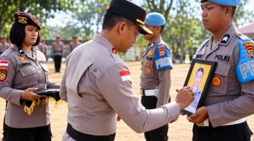 Polres Kepulauan Talaud menjatuhkan sanksi Pemberhentian Tidak Dengan Hormat (PTDH) terhadap tiga personel Polri berdasarkan keputusan Kapolda Sulawesi Utara, Rabu (14/10/2026).