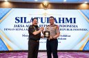 Kapolri Suyudi Ario Seto bertemu Jaksa Agung ST Burhanuddin untuk memperkuat sinergi penegakan hukum.