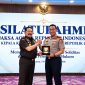 Kapolri Suyudi Ario Seto bertemu Jaksa Agung ST Burhanuddin untuk memperkuat sinergi penegakan hukum.