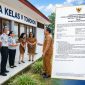 Lembaga Pembinaan Khusus Anak (LPKA) Kelas II Tomohon resmi memperoleh Sertifikat Laik Higiene Sanitasi (SLHS) untuk fasilitas dapur dan pengolahan makanan dari DPMPTSP Kota Tomohon, Kamis (15/10/2026).