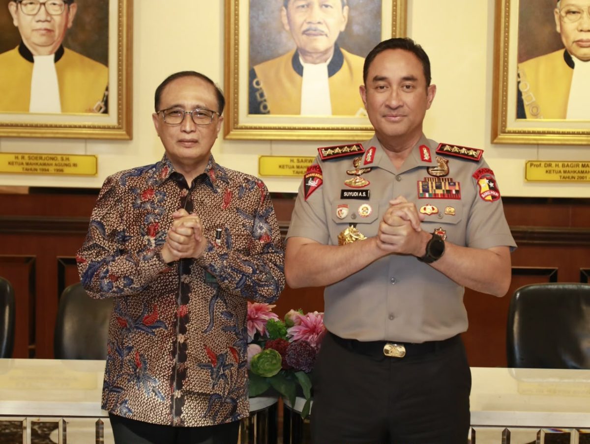 Kapolri Suyudi Ario Seto bertemu Ketua MA Sunarto untuk memperkuat koordinasi penegakan hukum dan kolaborasi dalam sistem peradilan pidana.
