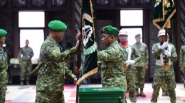 Kasad Jenderal TNI Tandyo Budi R. memimpin serah terima jabatan (sertijab) dan alih Komando dan Pengendalian (Kodal) tersebut di Aula A.H. Nasution, Markas Besar Angkatan Darat (Mabesad), Jakarta, Jumat (16/10/2026).
