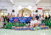 Divisi Humas Polri menyalurkan bantuan sosial ke empat panti sosial dan panti asuhan dalam rangka memperingati Hari Jadi ke-75 Humas Polri, Senin (19/10/2026).