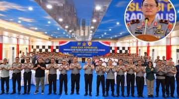Polda Sulawesi Utara memperkuat upaya pencegahan radikalisme dan intoleransi melalui sosialisasi kepada personel di Aula Catur Prasetya Mapolda Sulut, Selasa (20/10/2026).