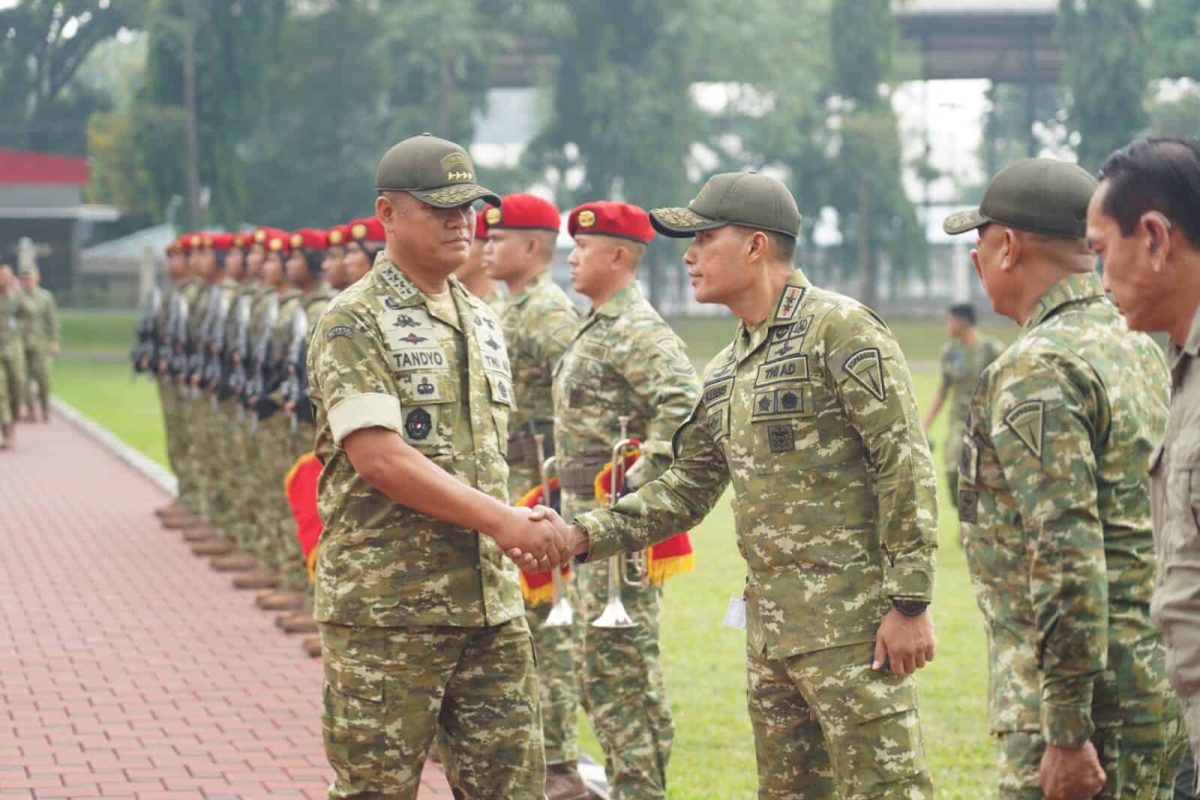 Kepala Staf Angkatan Darat (Kasad) Jenderal TNI Tandyo Budi R. melepas kontingen tersebut di Markas Kopassus, Cijantung, Jakarta, Rabu (28/10/2026).