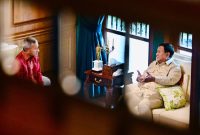 Presiden Republik Indonesia Prabowo Subianto menerima Menteri Luar Negeri Singapura, Vivian Balakrishnan, di kediamannya di Hambalang, Kabupaten Bogor, Jawa Barat, Rabu (28/10/2026).Foto: BPMI Setpres/Laily Rachev